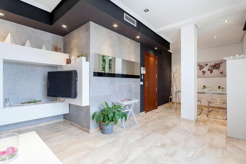 Penthouse On The Valence